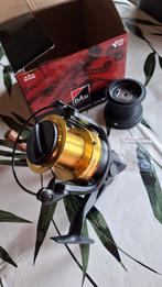 Moulinet Dam Quick Shadow 5Qf 8000 Sls, Watersport en Boten, Hengelsport | Karpervissen, Ophalen, Zo goed als nieuw, Molen
