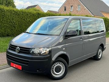 Volkswagen T5 TRANSPORTER 2.0TDI 2015//9Places//MINIBUS DSG beschikbaar voor biedingen
