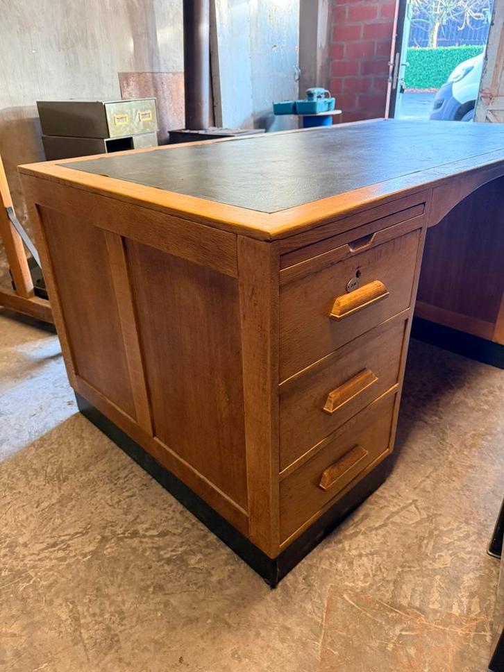Bureau vintage en bois massif, Maison & Meubles, Bureaux, Utilisé, Bureau, Enlèvement