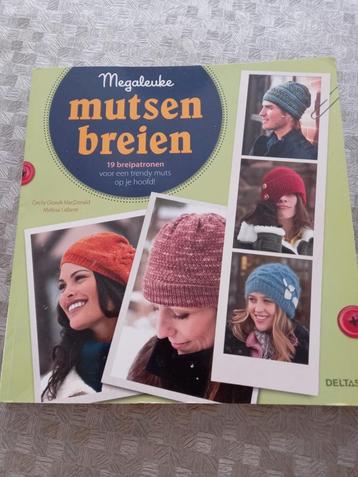 Megaleuke mutsen breien - Cecile Glowik MacDonald  beschikbaar voor biedingen