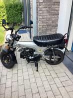 Bluroc heritage 125 cc + helm en toebehoren, Fietsen en Brommers, Brommers | Overige merken, Ophalen, Gebruikt, 125 cc, 4 versnellingen