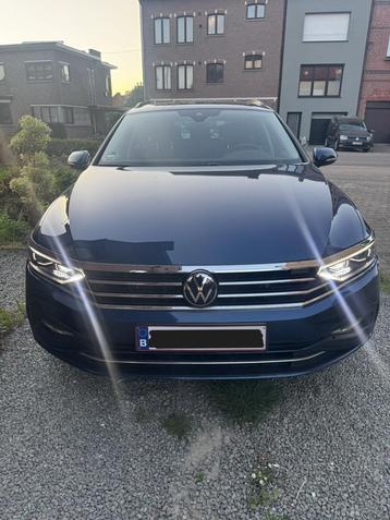 Volkswagen Passat Variant 1.5 TSI OPF DSG Business, Auto's, Stof, 1498 cc, 149 g/km, Blauw