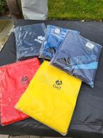 5 nouvelles serviettes dont Adidas, Enlèvement ou Envoi