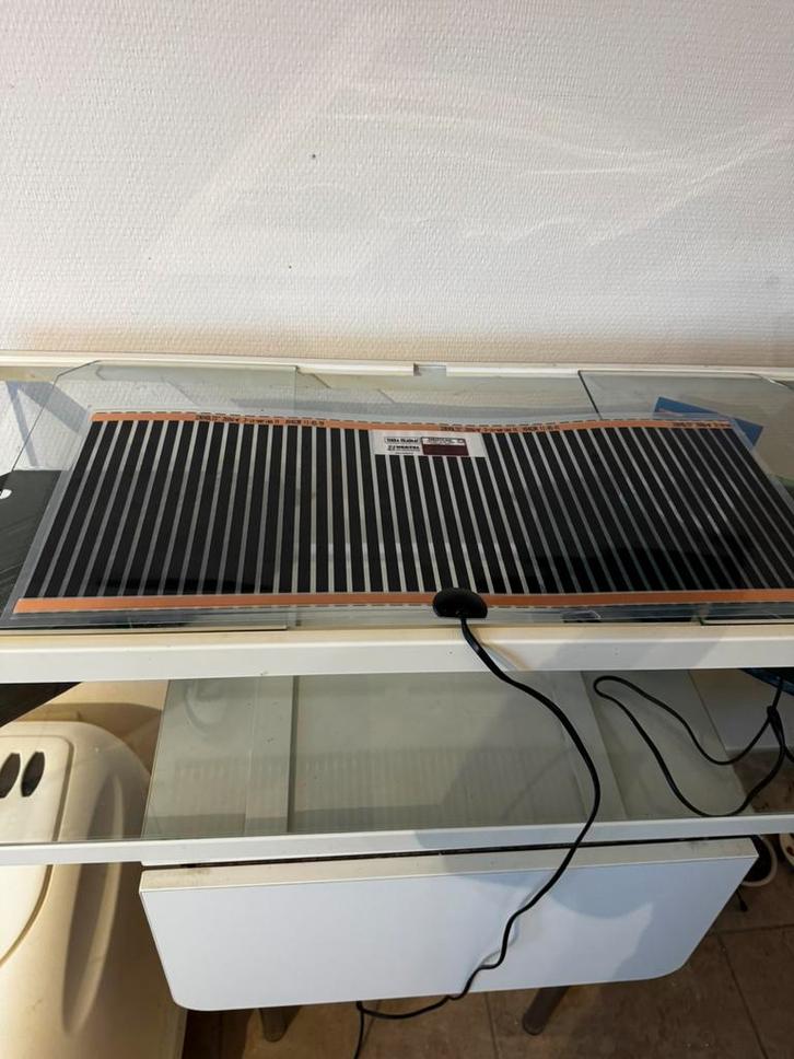 Warmtemat 646x 274 mm 30 watt “Heatel”, Animaux & Accessoires, Reptiles & Amphibiens | Accessoires, Comme neuf, Terrarium ou Paludarium