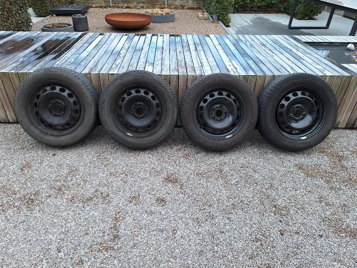 Winterbanden te koop, Auto-onderdelen, Banden en Velgen, Banden en Velgen, Winterbanden, 16 inch, 205 mm, Personenwagen, Gebruikt