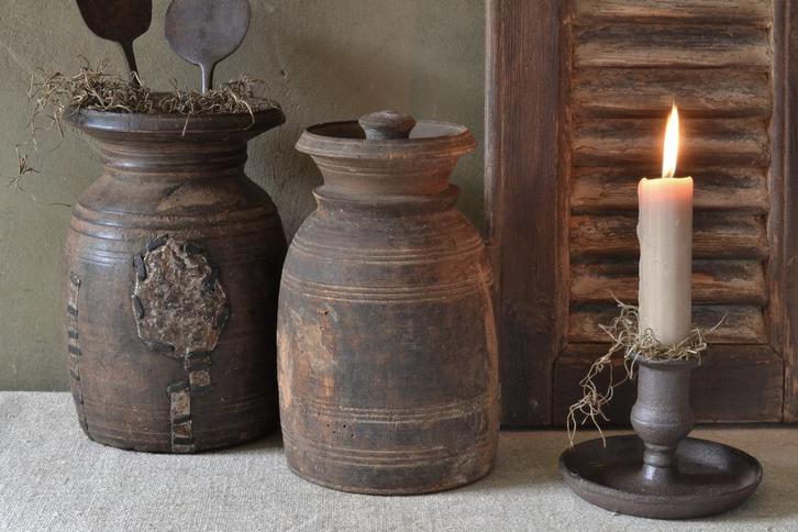 Oude houten Himachal pot Nepalese kruik, Huis en Inrichting, Woonaccessoires | Vazen, Gebruikt, Overige kleuren, Minder dan 50 cm