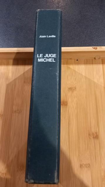 Keurmeester Michel  beschikbaar voor biedingen