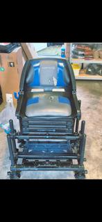 Preston zitkist met 30mm poten afhalen in duffel 2570, Ophalen