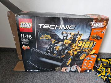 Lego Technic Volvo set 42030 beschikbaar voor biedingen