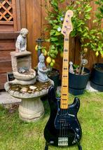 Fender Precision Bass, Muziek en Instrumenten, Snaarinstrumenten | Gitaren | Bas, Ophalen of Verzenden, Gebruikt, Elektrisch