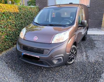 Fiat Fiorino 1.4i-2019-Airco-PDC-Bronzo Magnetico-TOP!!! beschikbaar voor biedingen