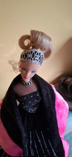 Barbie pop, Happy Holidays Barbie 1998, Verzamelen, Ophalen of Verzenden, Zo goed als nieuw, Pop