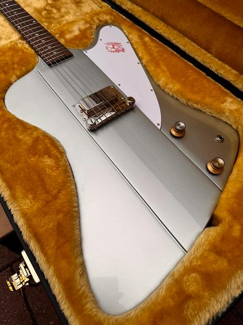 Epiphone Firebird 1963. I silver mist, Muziek en Instrumenten, Snaarinstrumenten | Gitaren | Elektrisch, Zo goed als nieuw, Solid body