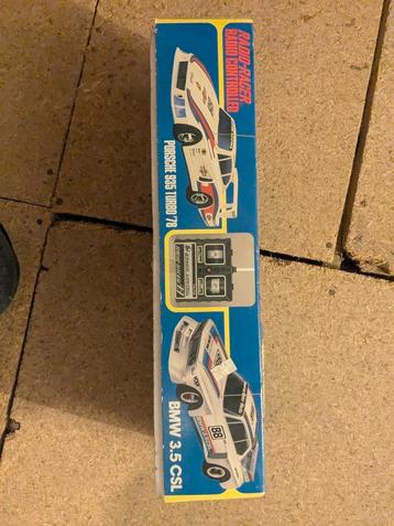 radiografisch bestuurbare auto beschikbaar voor biedingen