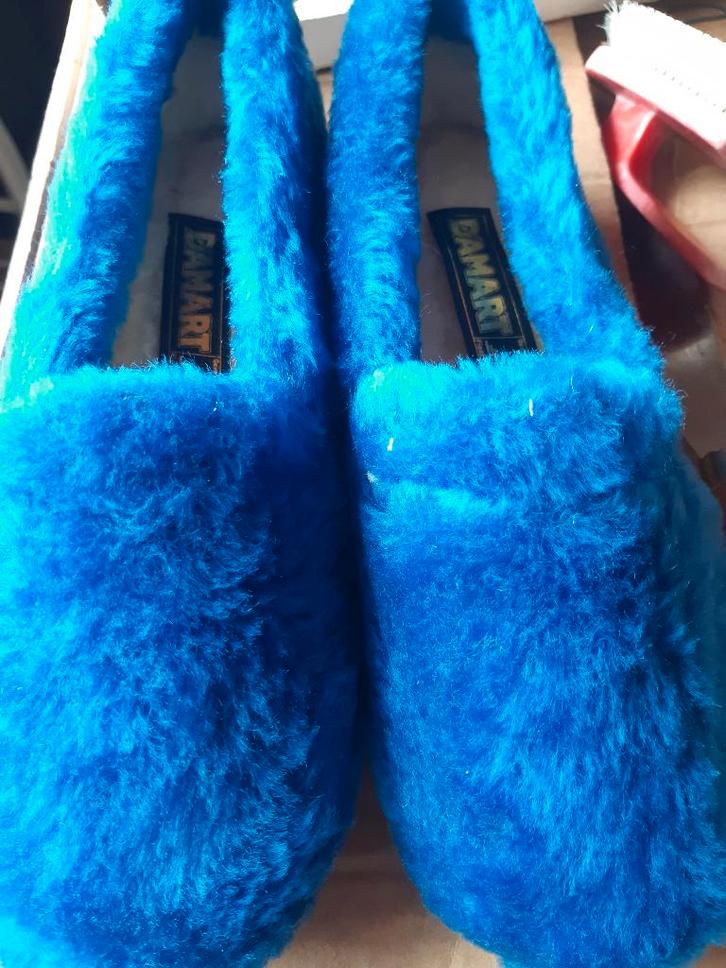 Pantoufles fourrées bleues Damart, Kleding | Dames, Schoenen, Nieuw, Pantoffels of Sloffen, Blauw, Ophalen