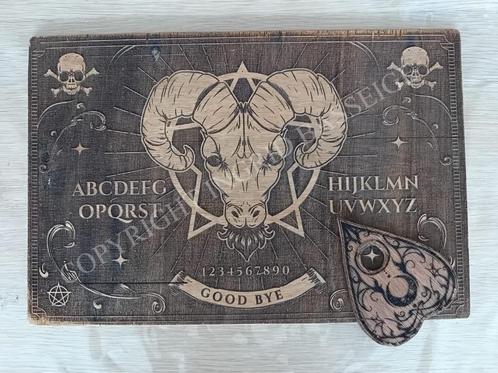 Ouijabord / Spiritbord te koop. Dateert van 1986! Uniek ouij, Hobby en Vrije tijd, Gezelschapsspellen | Bordspellen, Nieuw, Ophalen of Verzenden