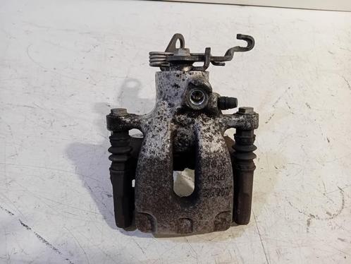 REMKLAUW LINKS ACHTER Skoda Octavia (5EAA) (01-2012/10-2020), Auto-onderdelen, Remmen en Aandrijving, Skoda, Gebruikt