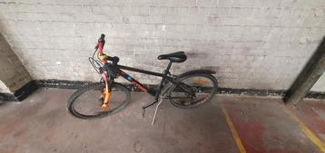 BTwin fiets voor de handige Harry!! beschikbaar voor biedingen