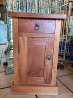 Mooi landelijk nachtkastje, Huis en Inrichting, Slaapkamer | Nachtkastjes, Ophalen