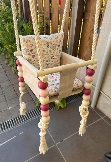 Boho schommel voor peuter beschikbaar voor biedingen