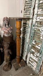 Antieke houten plantentafel 1,2 hoog dekje 25x25cm, Huis en Inrichting, Woonaccessoires | Zuilen en Pilaren, Ophalen of Verzenden