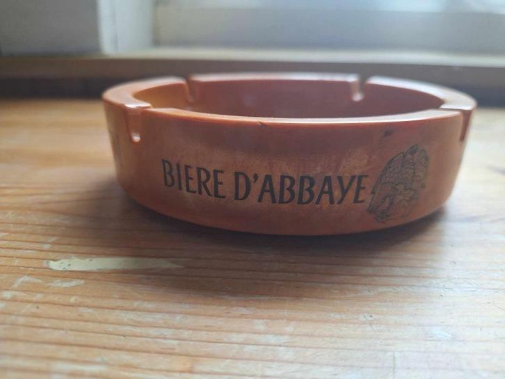 différents cendriers, Verzamelen, Biermerken, Zo goed als nieuw, Overige typen, Overige merken, Ophalen