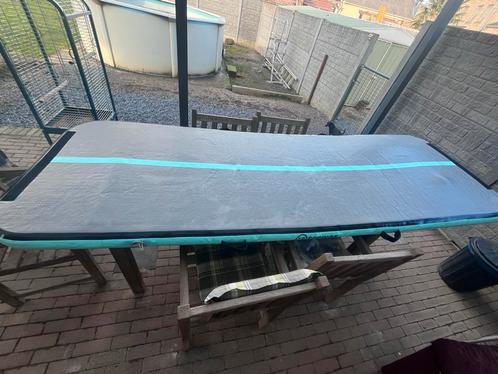 Airtrack grijs en groen is 3m en met een elektrische pomp, Sport en Fitness, Turnen, Zo goed als nieuw, Materiaal, Grijs, Ophalen of Verzenden