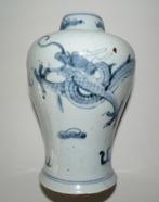 Chinees / Chinese Vaas - Blauw Wit - Draak, Antiquités & Art, Enlèvement ou Envoi