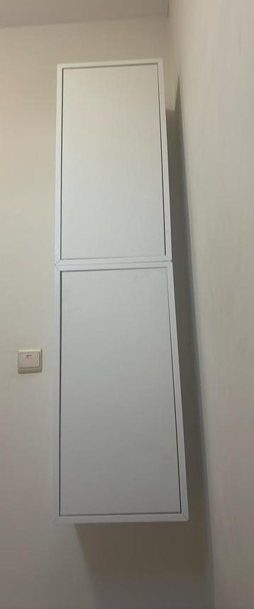 Ikea wandkasten zelf te demonteren en op te halen te Oelegem beschikbaar voor biedingen