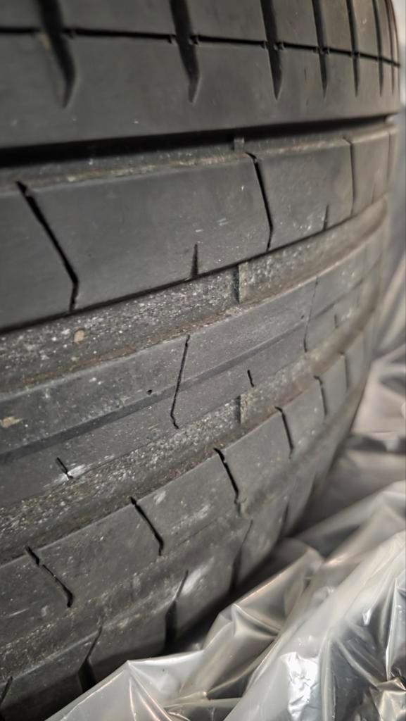 4 pneus d'été Pirelli P zero Volvo XC60 21 pouces., Autos : Divers, Pièces de sport automobile, Enlèvement