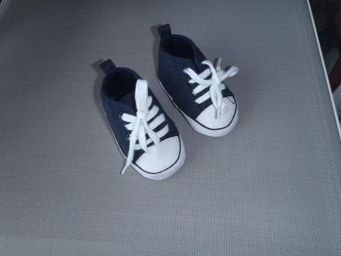 Canvas babyschoentjes van 3/6 maanden, Kinderen en Baby's, Babykleding | Schoentjes en Sokjes, Zo goed als nieuw, Jongetje, Overige typen
