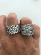 Zilveren ring (linkse op foto 1,8 cm midden), in goede staat, Met strass, Ophalen of Verzenden, Dame, Zo goed als nieuw