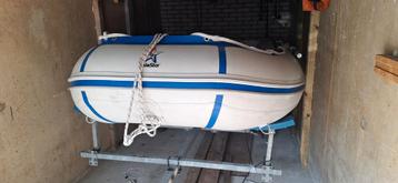Rubberboot Lodestar NSA 340 airdeck. Roeispanen en pomp.
