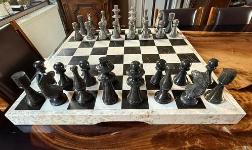 Schaakbord van massief marmer - 80 x 80 cm - uniek stuk!, Hobby en Vrije tijd, Gezelschapsspellen | Bordspellen, Zo goed als nieuw