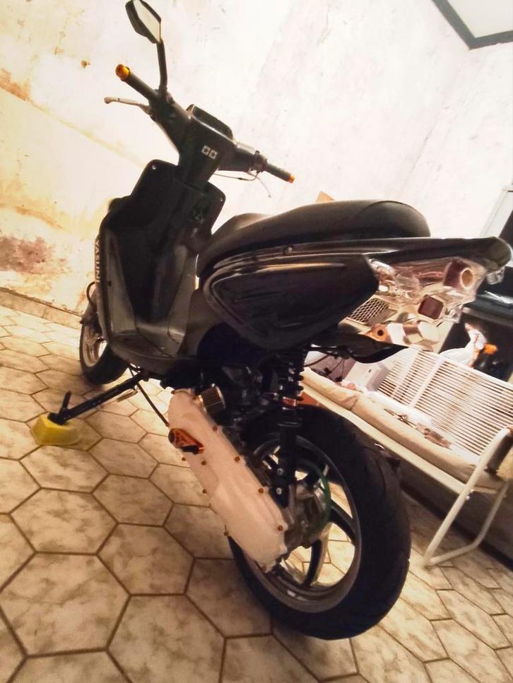 Yamaha /Mbk bws,Booster next generation a klasse papieren ok, Fietsen en Brommers, Scooters | Yamaha, Aerox, Ophalen of Verzenden