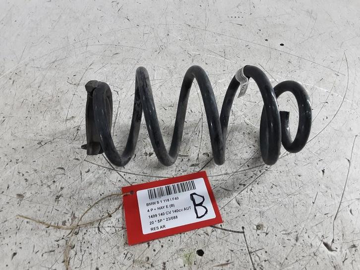 RESSORT DE SUSPENSION ARRIERE BMW 1 serie (F40) (01-2019/-), Autos : Pièces & Accessoires, Suspension & Châssis, BMW, Utilisé