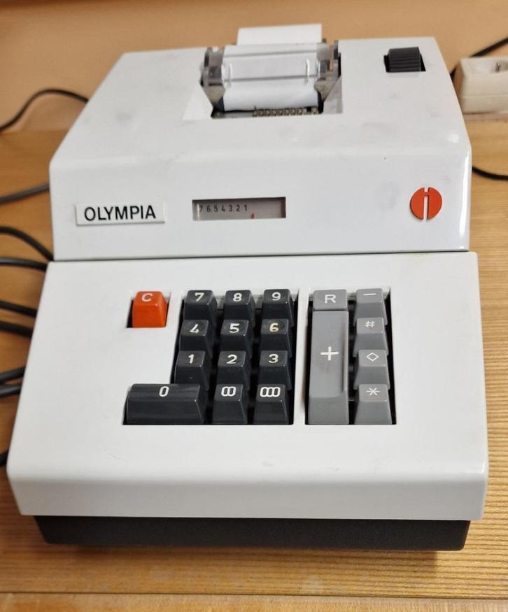 OLYMPIA REKENMACHINE WINKEL, Diversen, Rekenmachines, Gebruikt, Ophalen