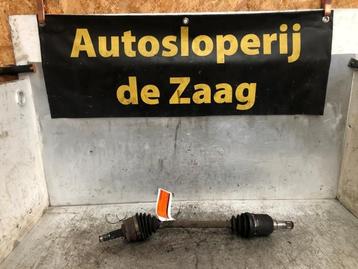 Aandrijfas links-voor van een Fiat 500 beschikbaar voor biedingen
