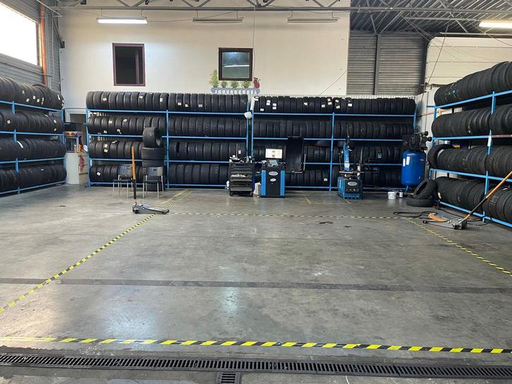 Banden & velgen nieuw of occasie 0493332228, Immo, Garages en Parkeerplaatsen