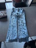 Jeans maat 40, Kleding | Dames, Spijkerbroeken en Jeans, Blauw, Zo goed als nieuw, W30 - W32 (confectie 38/40), Bershka