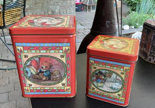 Set van 2 prachtige Kerstblikken, passen in elkaar, lees …, Diversen, Kerst, Zo goed als nieuw, Ophalen of Verzenden