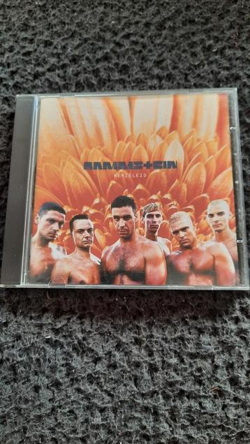 CD RAMMSTEIN Herzeleid (1995) beschikbaar voor biedingen