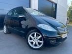 Mercedes A150 Benzine/Airco/Zetelverwarming, Auto's, Mercedes-Benz, 1498 cc, Leder en Stof, Bedrijf, USB
