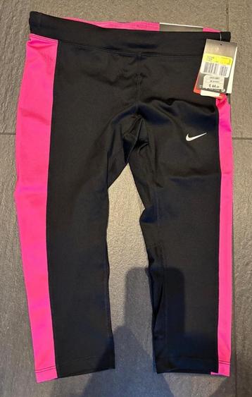 sportbroek Nike beschikbaar voor biedingen