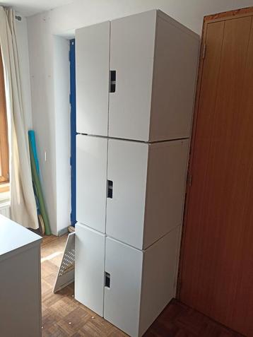 Lot armoire Ikea Stuva beschikbaar voor biedingen