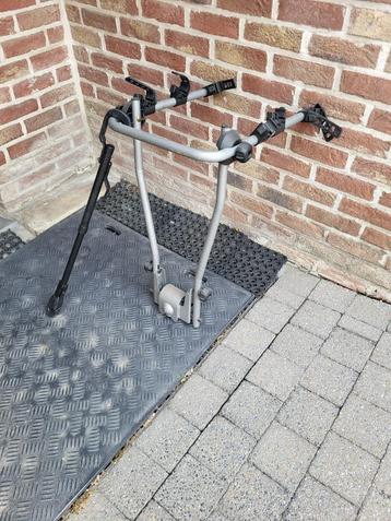 fietsdrager  3 fietsen beschikbaar voor biedingen