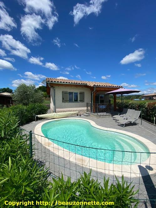 Vakantiewoning in de wijngaard met privézwembad en airco (Ar, Vakantie, Vakantiehuizen | Frankrijk, Ardèche of Auvergne, Landhuis of Villa