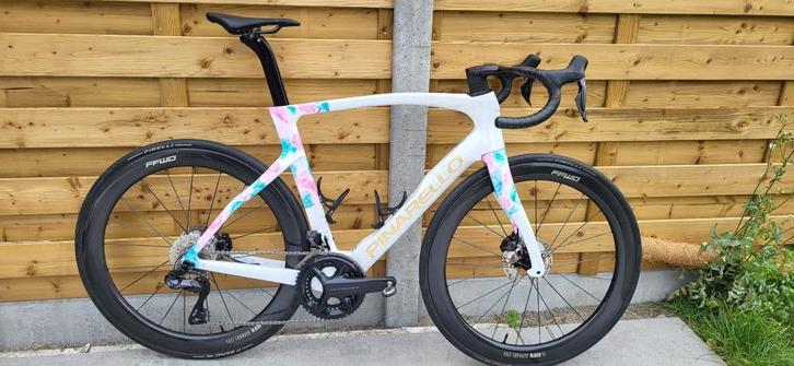 Pinarello Dogma F 2024, Fietsen en Brommers, Fietsen | Racefietsen, Zo goed als nieuw, Heren, Overige merken, Meer dan 20 versnellingen
