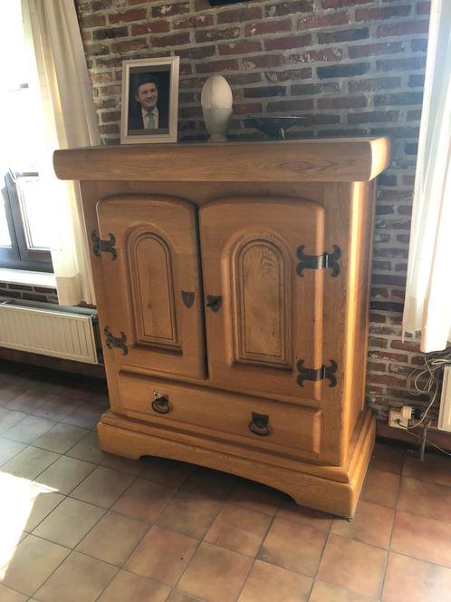 Massieve houten kast te koop, Antiek en Kunst, Antiek | Meubels | Kasten, Ophalen