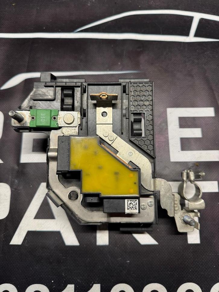 Mercedes A B CLA GLA GLB Accu Stroombegrenzer Beveiliging, Auto-onderdelen, Accu's en Toebehoren, Mercedes-Benz, Gebruikt, Ophalen of Verzenden